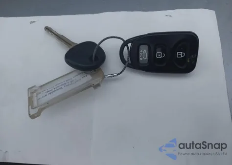 2016 Hyundai Elantra Se из США, поврежденный, VIN 5NPDH4AE5GH700587